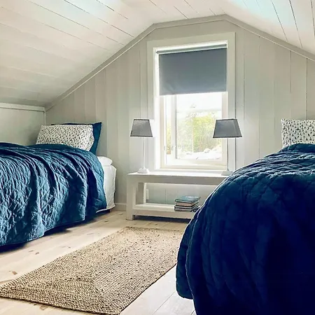 別荘 Modern Summer House With Pool In